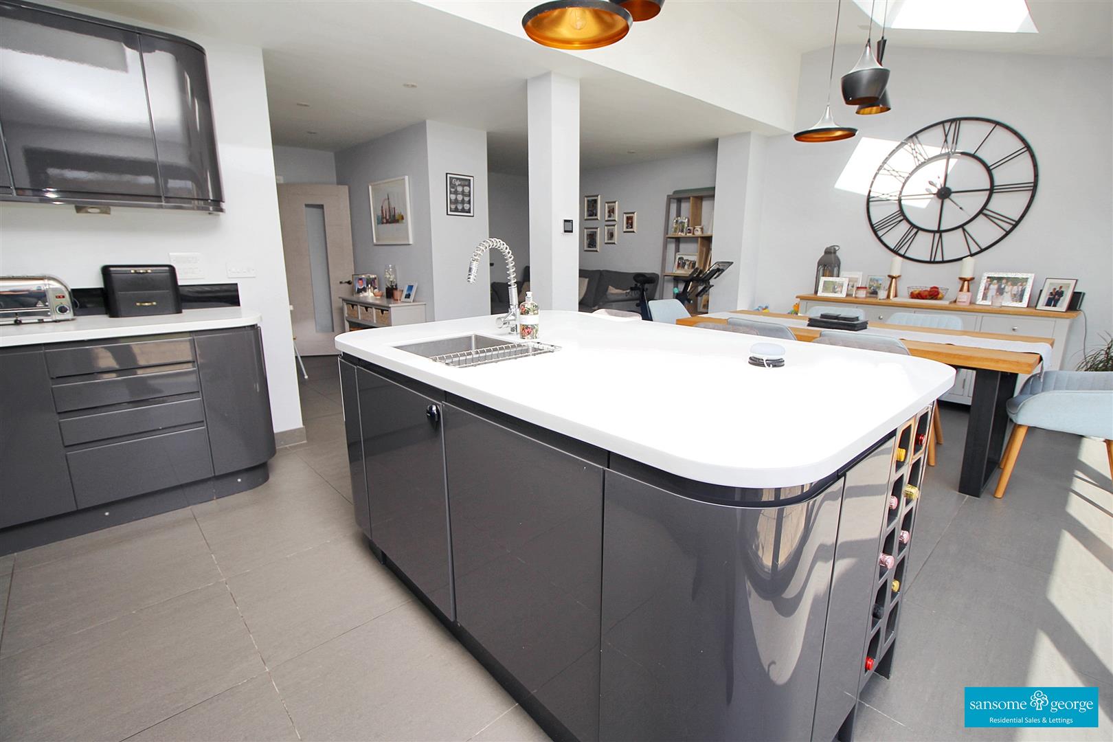 Westwood Road, Tilehurst, Reading